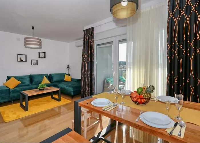 Babic Апартаменты Вир